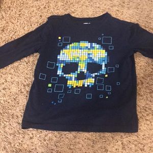 Long sleeve graphic t shirt